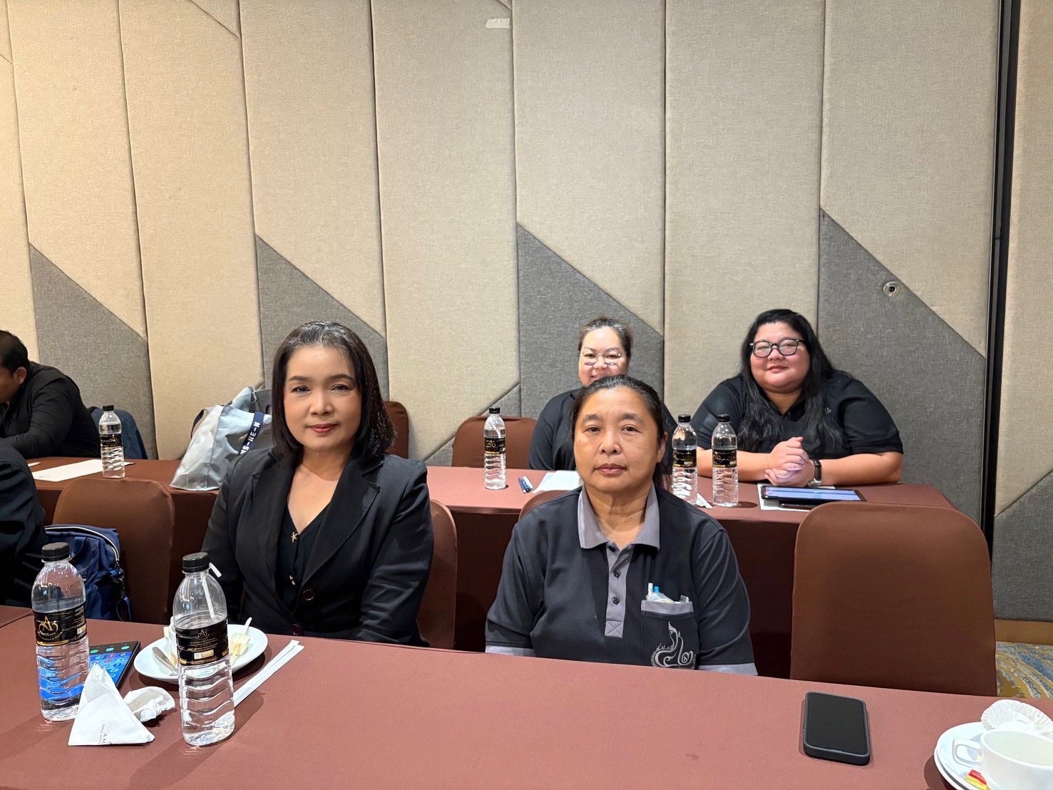 title - ส.ป.ก. จัดโครงการสัมมนาเชิงปฏิบัติการ หลักสูตร สร้างและพัฒนาศักยภาพผู้ตรวจประเมินเพื่อเตรียมความพร้อม ด้านการตรวจรับรอง GAP พืชอาหารและข้าวในเขตปฏิรูปที่ดิน 